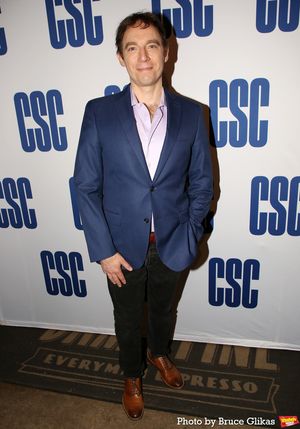 Max Gordon Moore, Photo