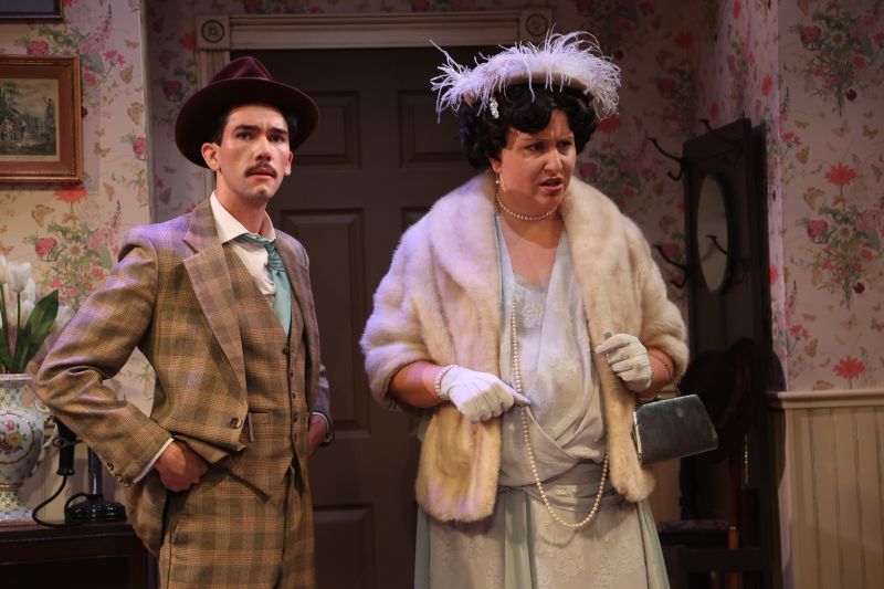 Review: British Farce THE COTTAGE At Torrance Theater Company Image