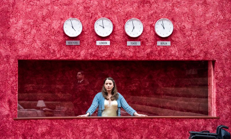 Photos: Arthur Miller's BROKEN GLASS at the Young Vic — photo 2 of 11