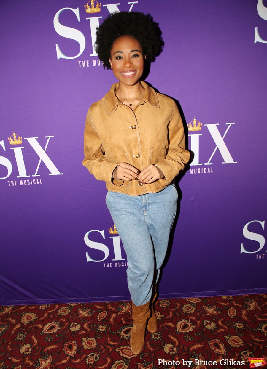 Photos: The New Cast of SIX on Broadway Meets the Press Image
