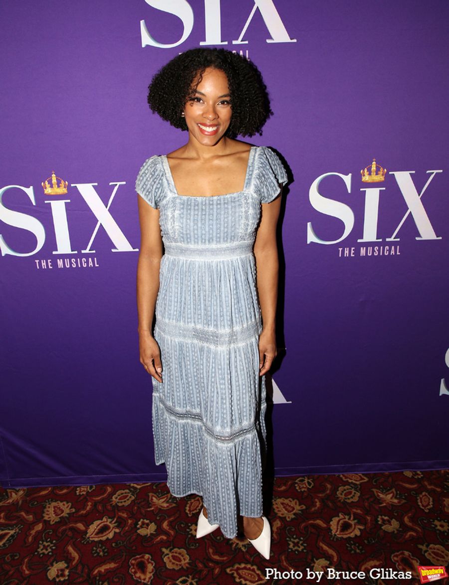 Photos: The New Cast of SIX on Broadway Meets the Press Image