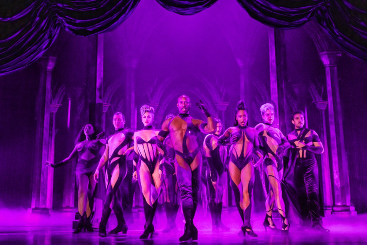 Taurean Everett and cast at 