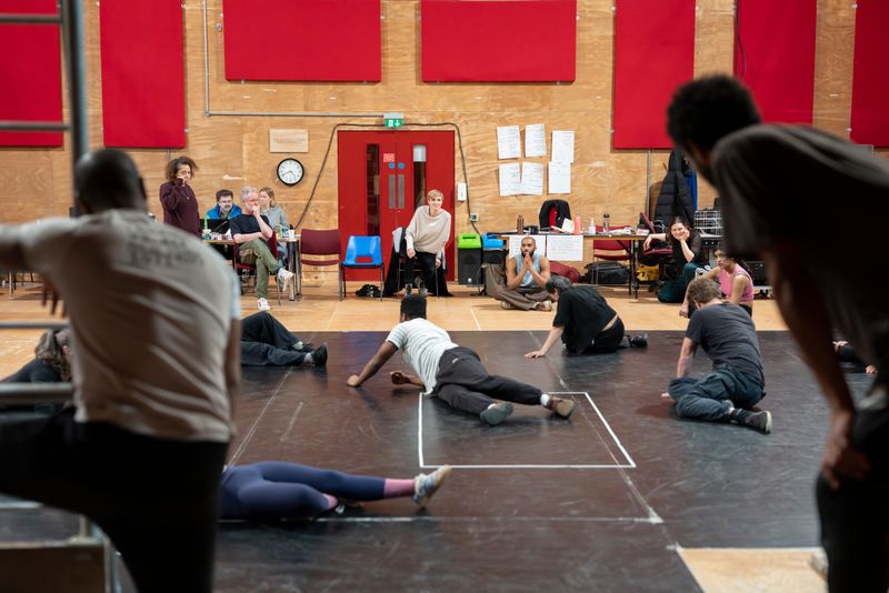 Photos: In Rehearsal with HENRY V at Royal Shakespeare Company — photo 12 of 18