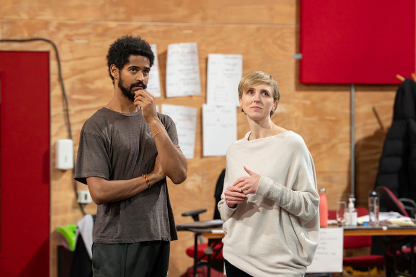 Photos: In Rehearsal with HENRY V at Royal Shakespeare Company Photos: In Rehearsal with HENRY V at Royal Shakespeare Company Image