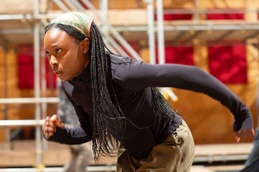 Photos: In Rehearsal with HENRY V at Royal Shakespeare Company Image