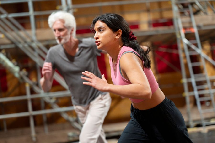 Photos: In Rehearsal with HENRY V at Royal Shakespeare Company Image