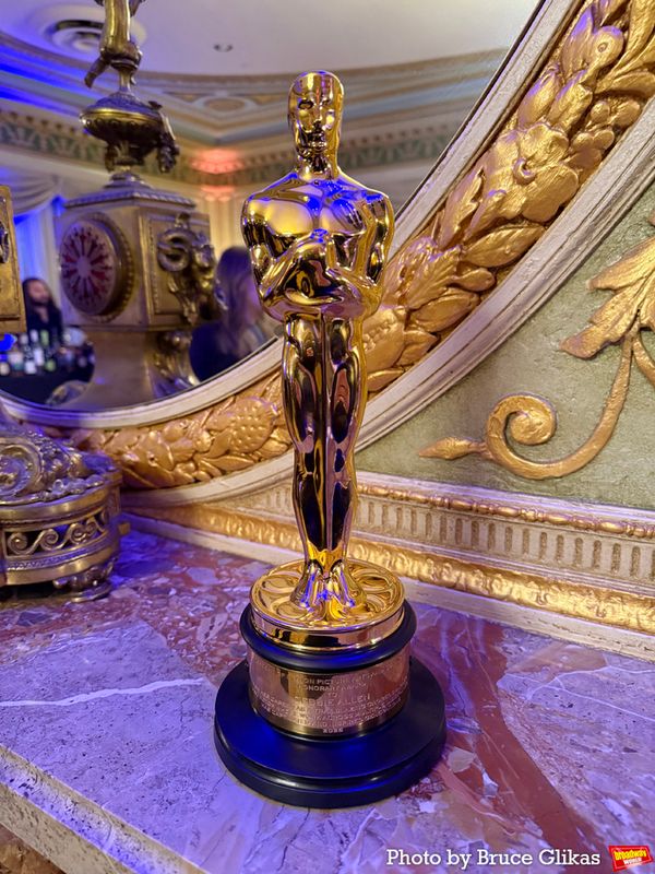 Debbie Allen's honorary Oscar  Photo