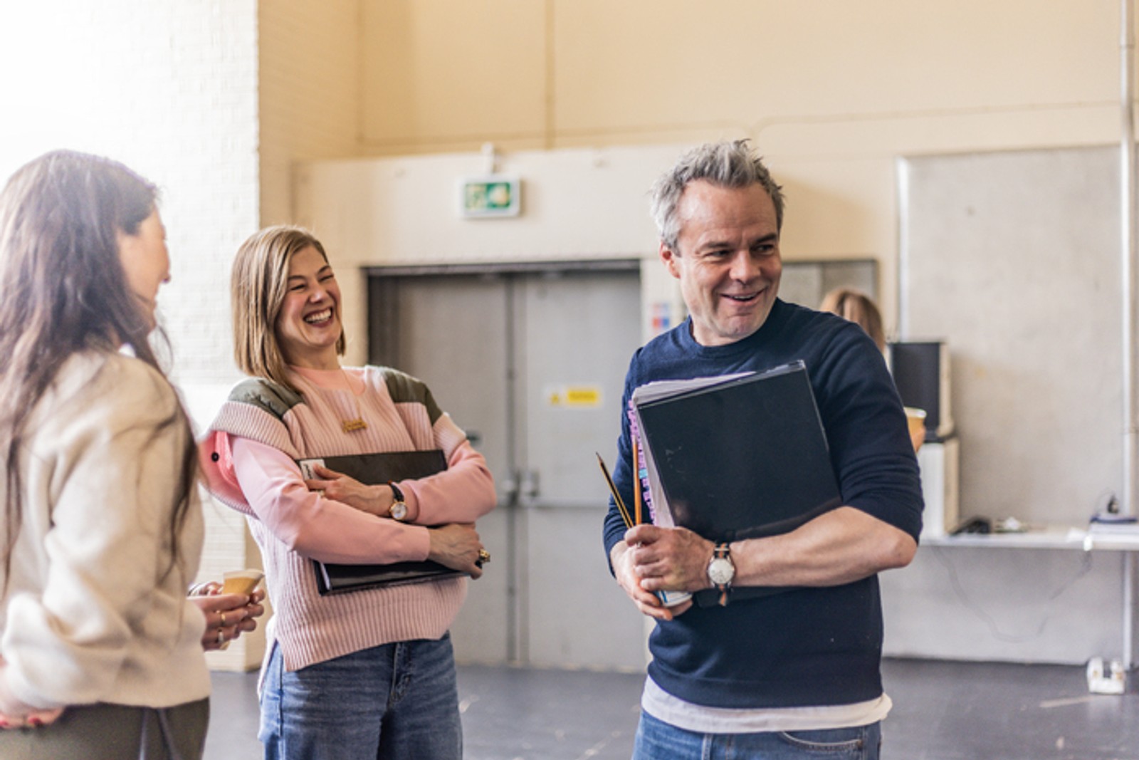 Photos: Rosamund Pike and More in Rehearsal For INTER ALIA — photo 8 of 24