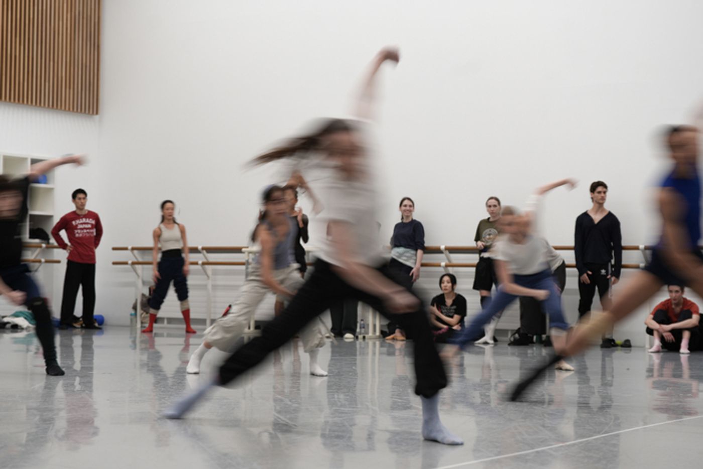 Photos: English National Ballet In Rehearsal for BODY & SOUL  Image