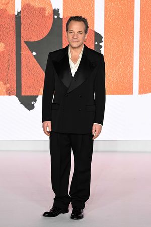 Peter Sarsgaard @ BroadwayWorld Peter Sarsgaard Photo