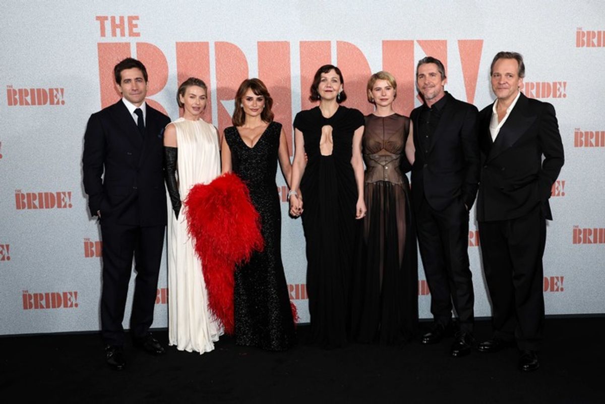 Jake Gyllenhaal, Julianne Hough, Penélope Cruz, Director Maggie Gyllenhaal, Jessie Buckley, Christian Bale and Peter Sarsgaard at 