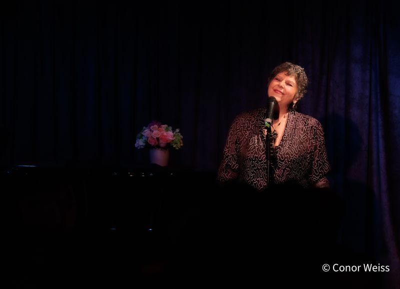 Photos: Highlights from Linda Moronti's PERFECTLY IMPERFECT at Don't Tell Mama — photo 10 of 17