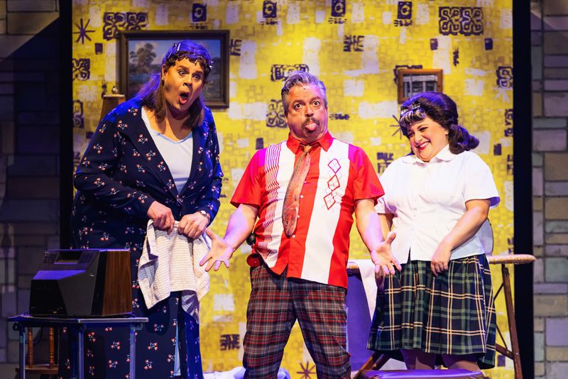 Photos: Nina West and More in HAIRSPRAY at Casa Mañana Theatre — photo 14 of 24