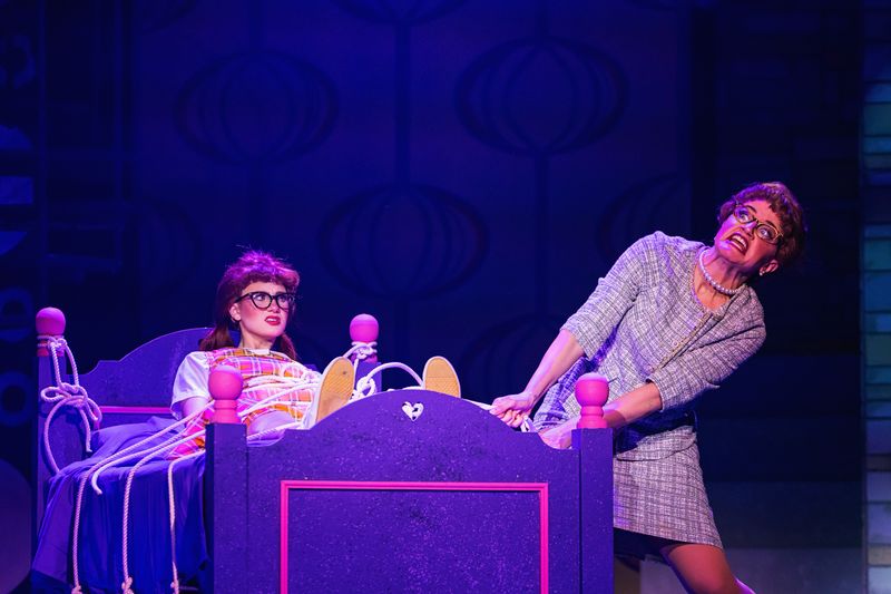 Photos: Nina West and More in HAIRSPRAY at Casa Mañana Theatre — photo 20 of 24