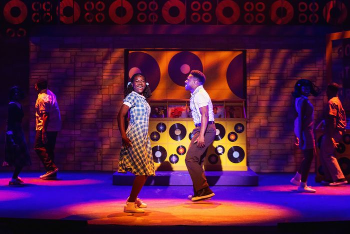 Photos: Nina West and More in HAIRSPRAY at Casa Mañana Theatre — photo 2 of 24