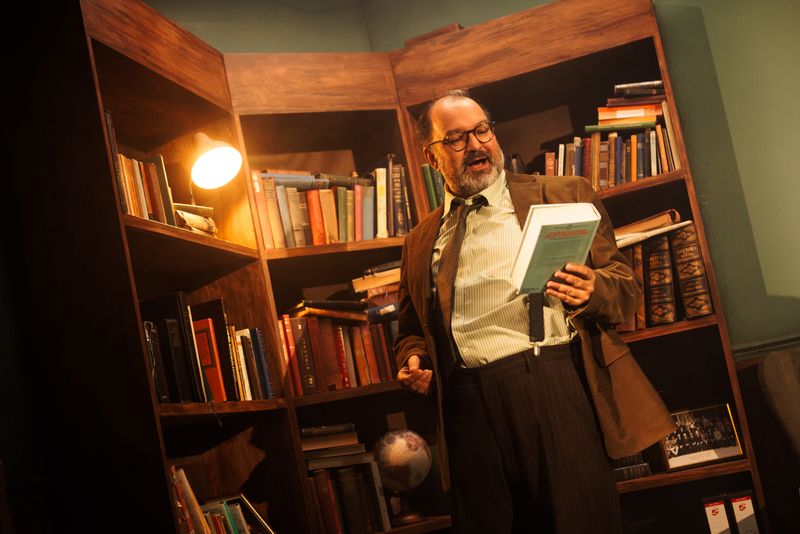 Photos: Madelyn Smedley And Julius D’Silva Star In EDUCATING RITA At Reading Rep Theatre — photo 8 of 15