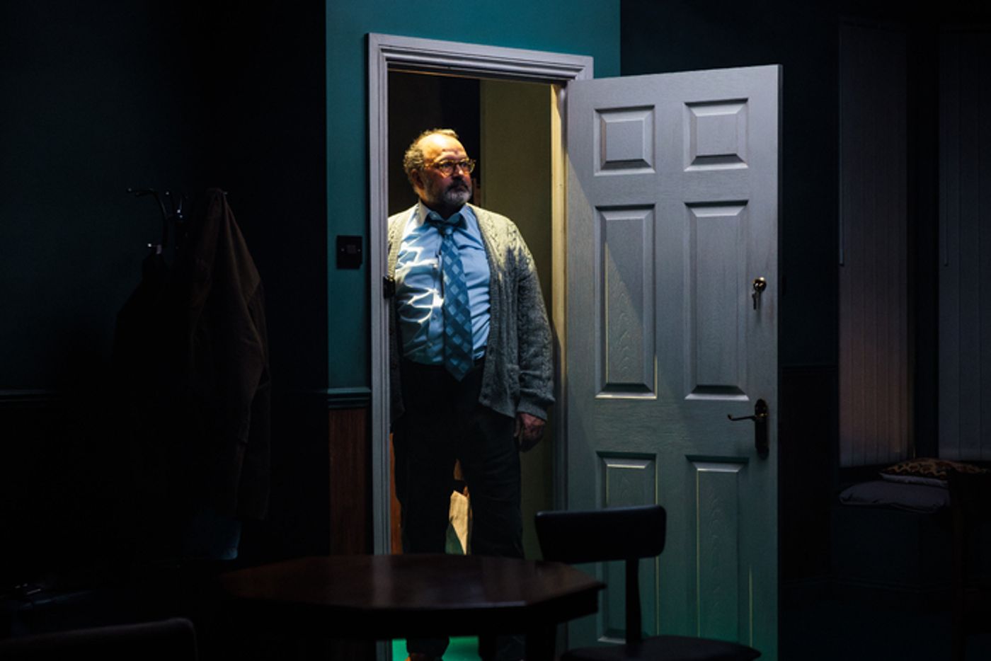 Photos: Madelyn Smedley And Julius D’Silva Star In EDUCATING RITA At Reading Rep Theatre  Image