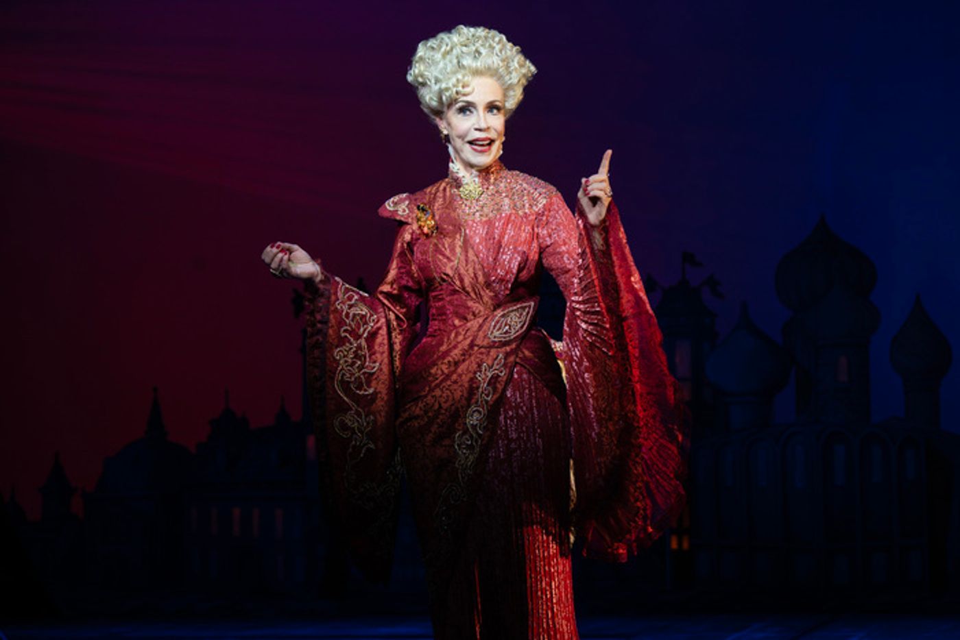 Photos: Keri René Fuller, Emma Flynn, and the New Cast of WICKED on Broadway  Image
