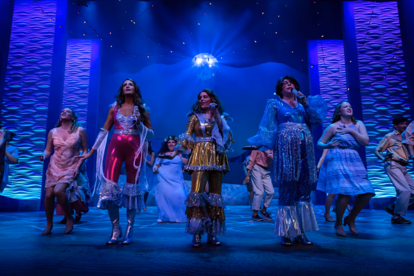 Review: MAMMA MIA! at Theatre Memphis  Image