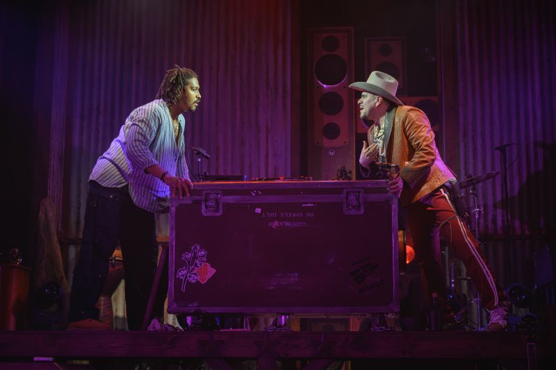 Exclusive: MEXODUS Returns Off-Broadway as Audible Brings the Live-Looping Sensation to Life in Stereo Image