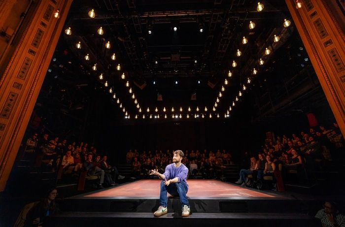 Photos: Daniel Radcliffe Returns to Broadway in EVERY BRILLIANT THING — photo 5 of 16
