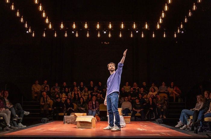 Photos: Daniel Radcliffe Returns to Broadway in EVERY BRILLIANT THING — photo 6 of 16