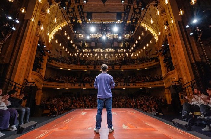 Photos: Daniel Radcliffe Returns to Broadway in EVERY BRILLIANT THING — photo 16 of 16