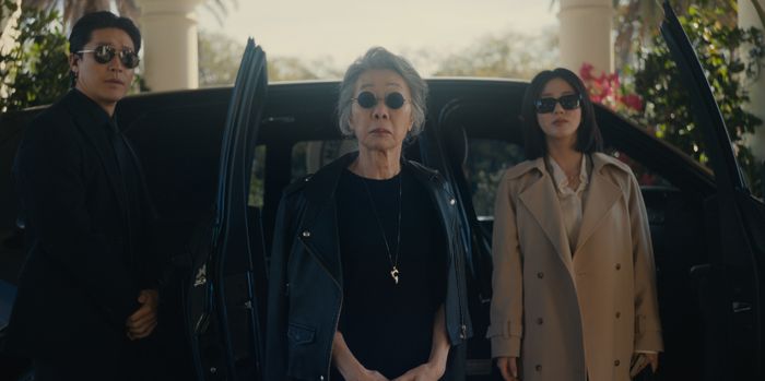 Video/Photos: Netflix Debuts BEEF Season 2 Teaser, New First-Look Photos Image