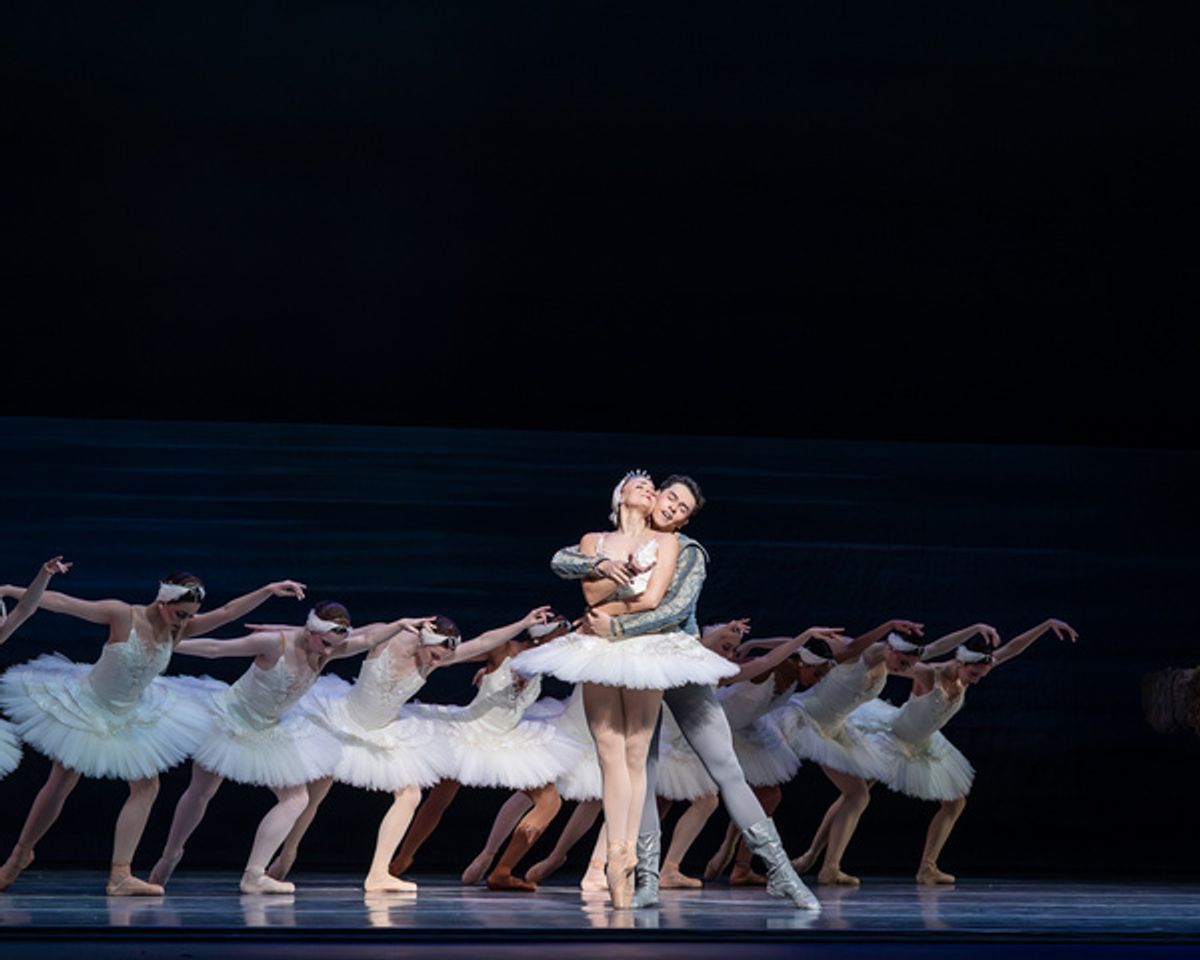 Nashville Ballet: Swan Lake   Photo Credit: Sarah Hartsell Photography at 