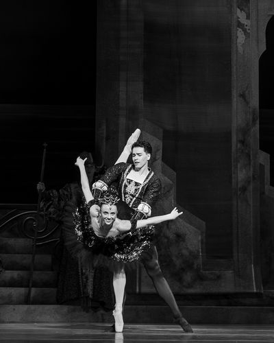 Nashville Ballet: Swan Lake   Photo Credit: Sarah Hartsell Photography Photo
