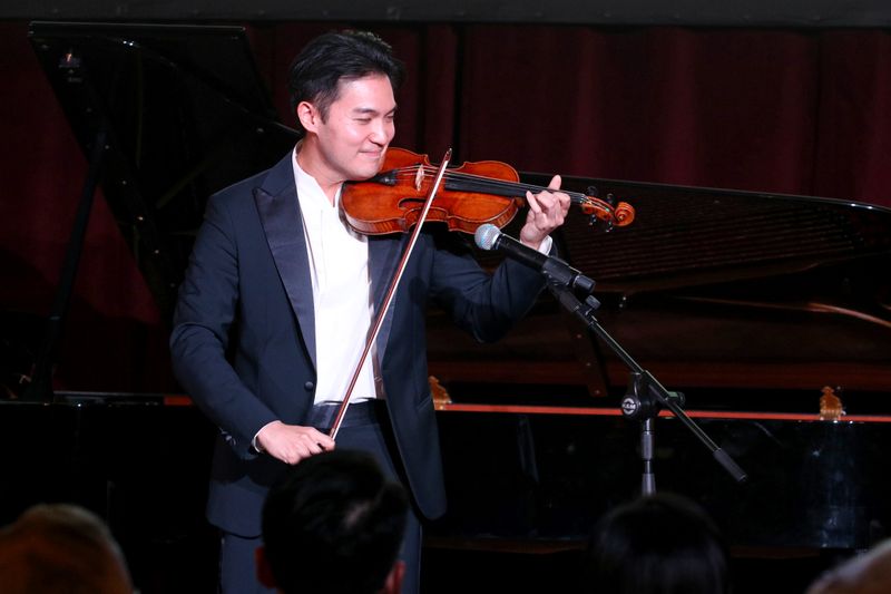 Photos: Lang Lang International Music Foundation Hosts Bi-Annual Gala In New York City — photo 10 of 30