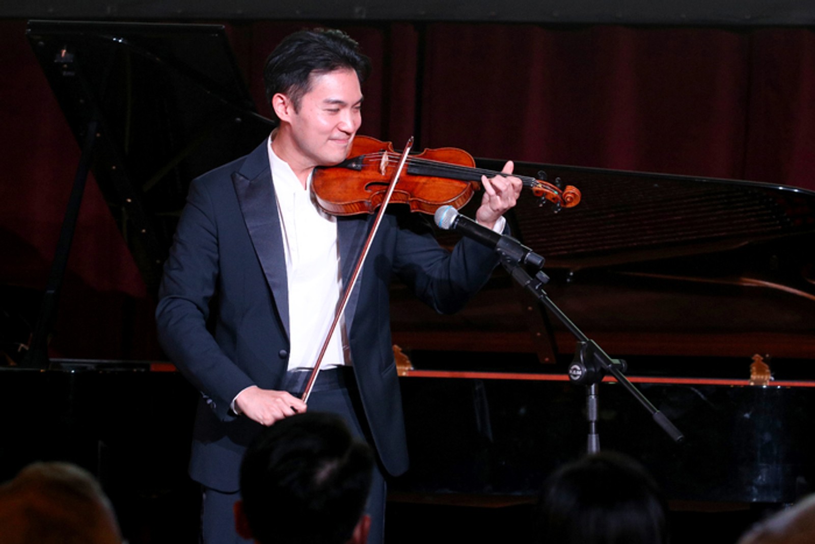 Photos: Lang Lang International Music Foundation Hosts Bi-Annual Gala In New York City — photo 10 of 30