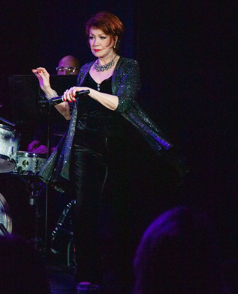 Review: Luminous and Legendary Donna McKechnie Plays A MUSICAL MEMOIR at The Laurie Beechman Theatre Image