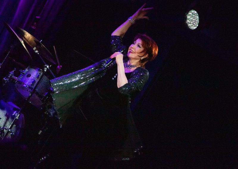 Review: Luminous and Legendary Donna McKechnie Plays A MUSICAL MEMOIR at The Laurie Beechman Theatre Image