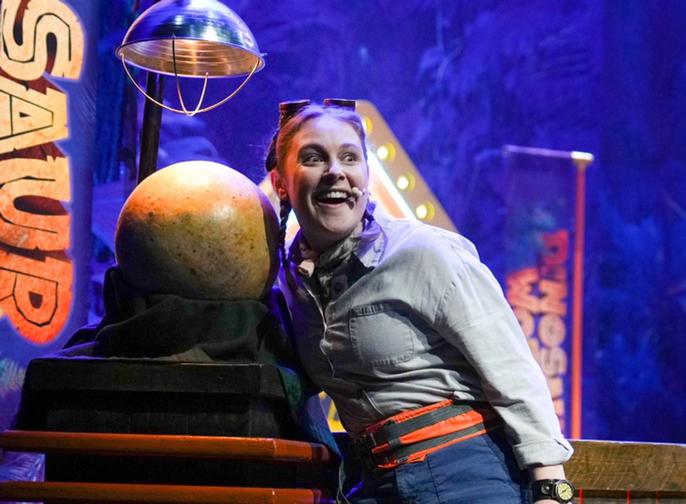 Photos: DINOSAUR WORLD LIVE! Opens at Children's Theatre Company  Image