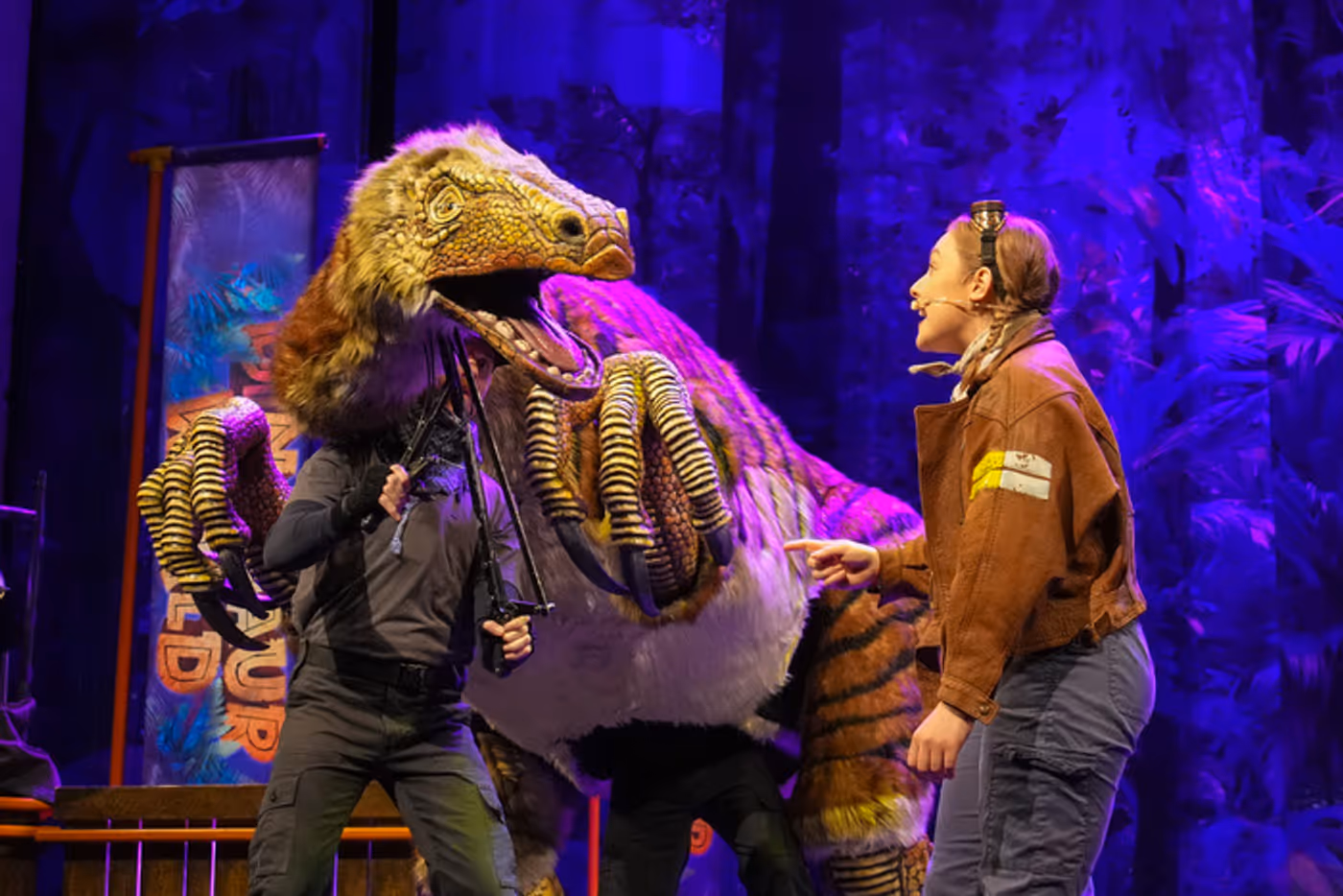 Photos: DINOSAUR WORLD LIVE! Opens at Children's Theatre Company  Image