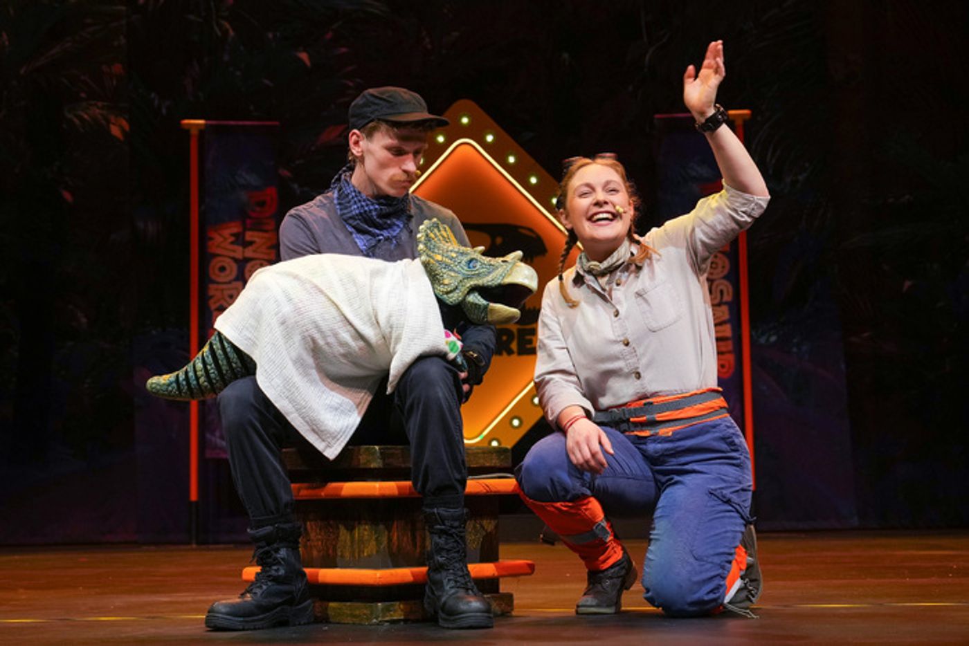 Photos: DINOSAUR WORLD LIVE! Opens at Children's Theatre Company  Image
