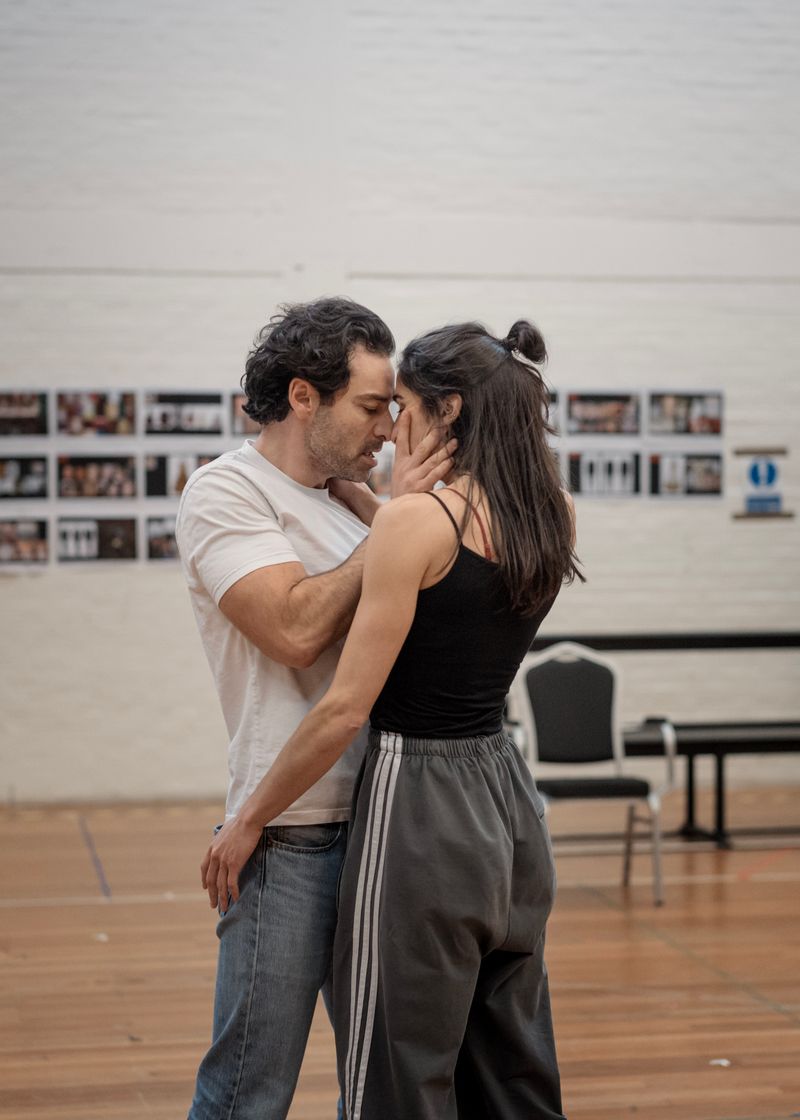 Photos: LES LIAISONS DANGEREUSES in Rehearsal at the National Theatre — photo 3 of 18