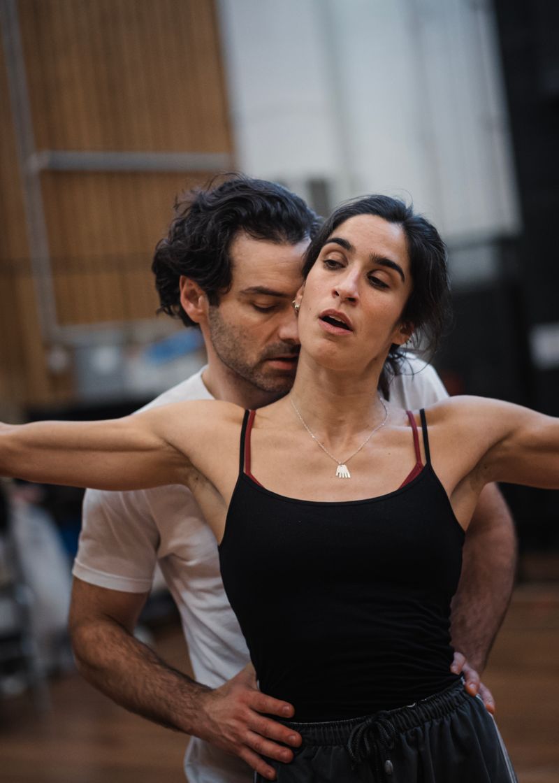 Photos: LES LIAISONS DANGEREUSES in Rehearsal at the National Theatre — photo 2 of 18