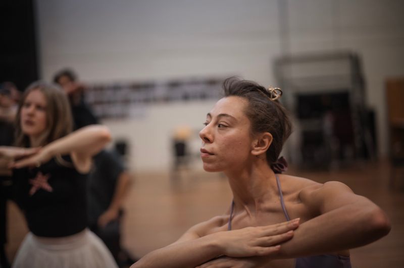 Photos: LES LIAISONS DANGEREUSES in Rehearsal at the National Theatre — photo 17 of 18