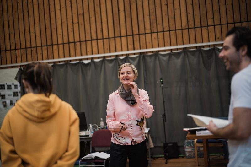 Photos: LES LIAISONS DANGEREUSES in Rehearsal at the National Theatre — photo 16 of 18