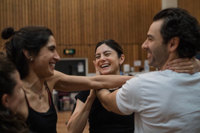 Photos: LES LIAISONS DANGEREUSES in Rehearsal at the National Theatre — photo 12 of 18
