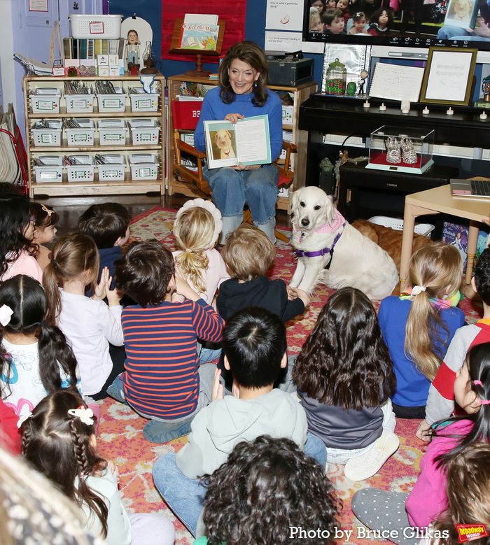 Photos: Tony Award Winner Victoria Clark Visits P.S. 212 For Read Across America Day — photo 9 of 13
