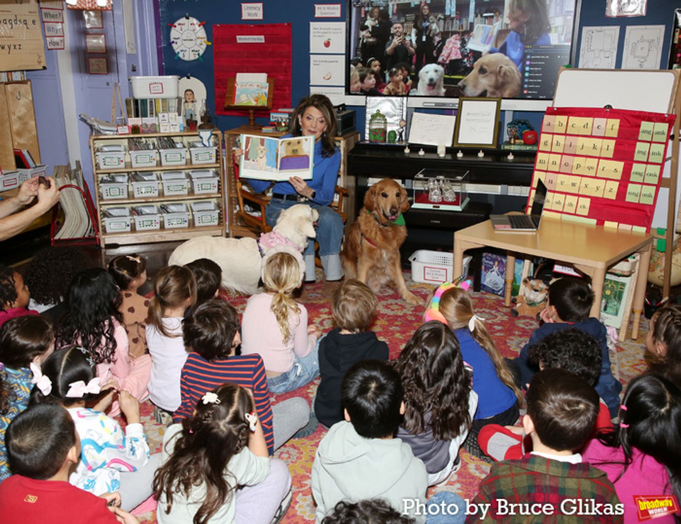 Photos: Tony Award-Winner Victoria Clark Visits P.S. 212 For Read Across America Day  Image