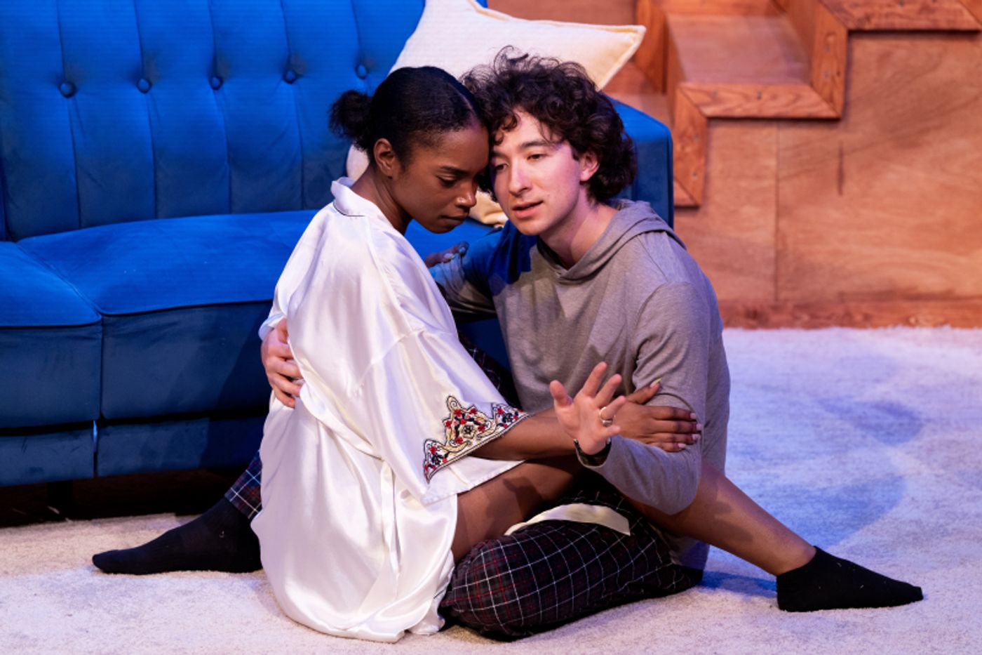 Review: PRIVATE LIVES at Bandwagon Arts  Image