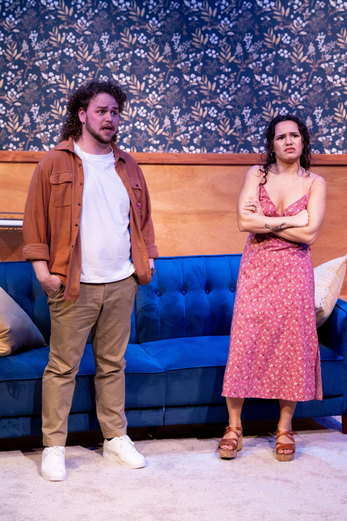 Review: PRIVATE LIVES at Bandwagon Arts  Image
