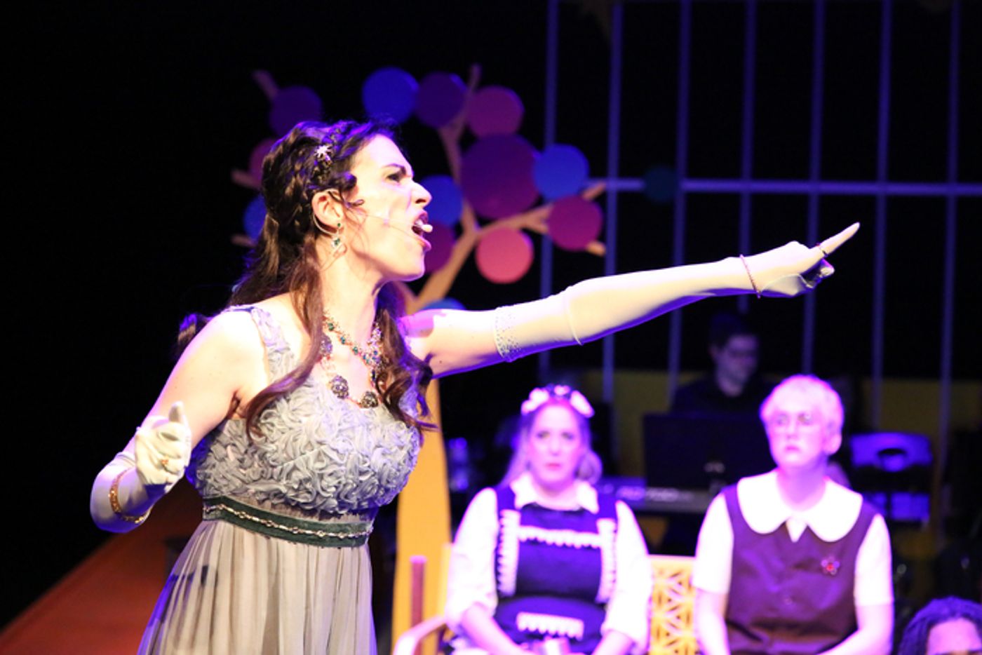 Photos: New Line's PROMENADE  Image