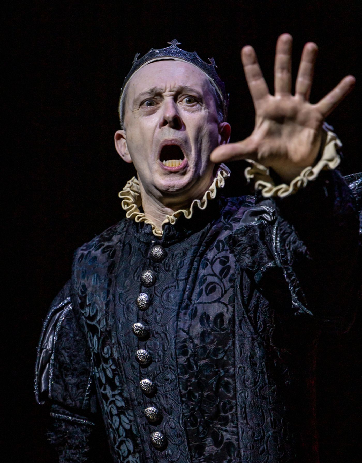 Photos: Andrew Sellon and More in RICHARD III at The Curtain  Image
