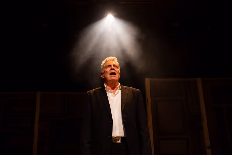 Review: EVERYBODY at Kansas City Actors Theatre Image