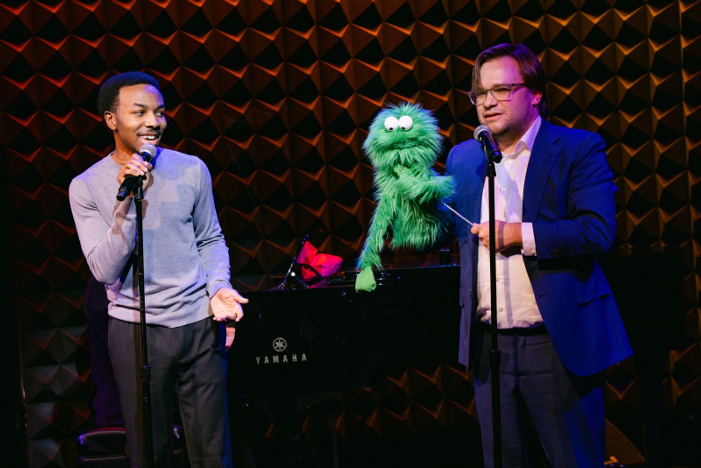 Review: COMEDIANS EARNESTLY SINGING MUSICAL THEATRE Is Still Going Strong  Image